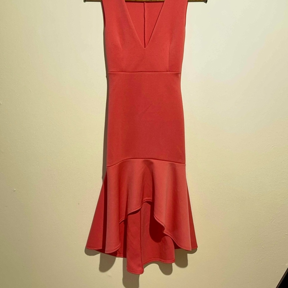Elegant Pink Sleeveless Dress
